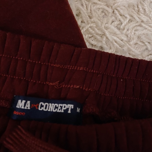 ☼ Maroon Sweatpants - Picture 4 of 5